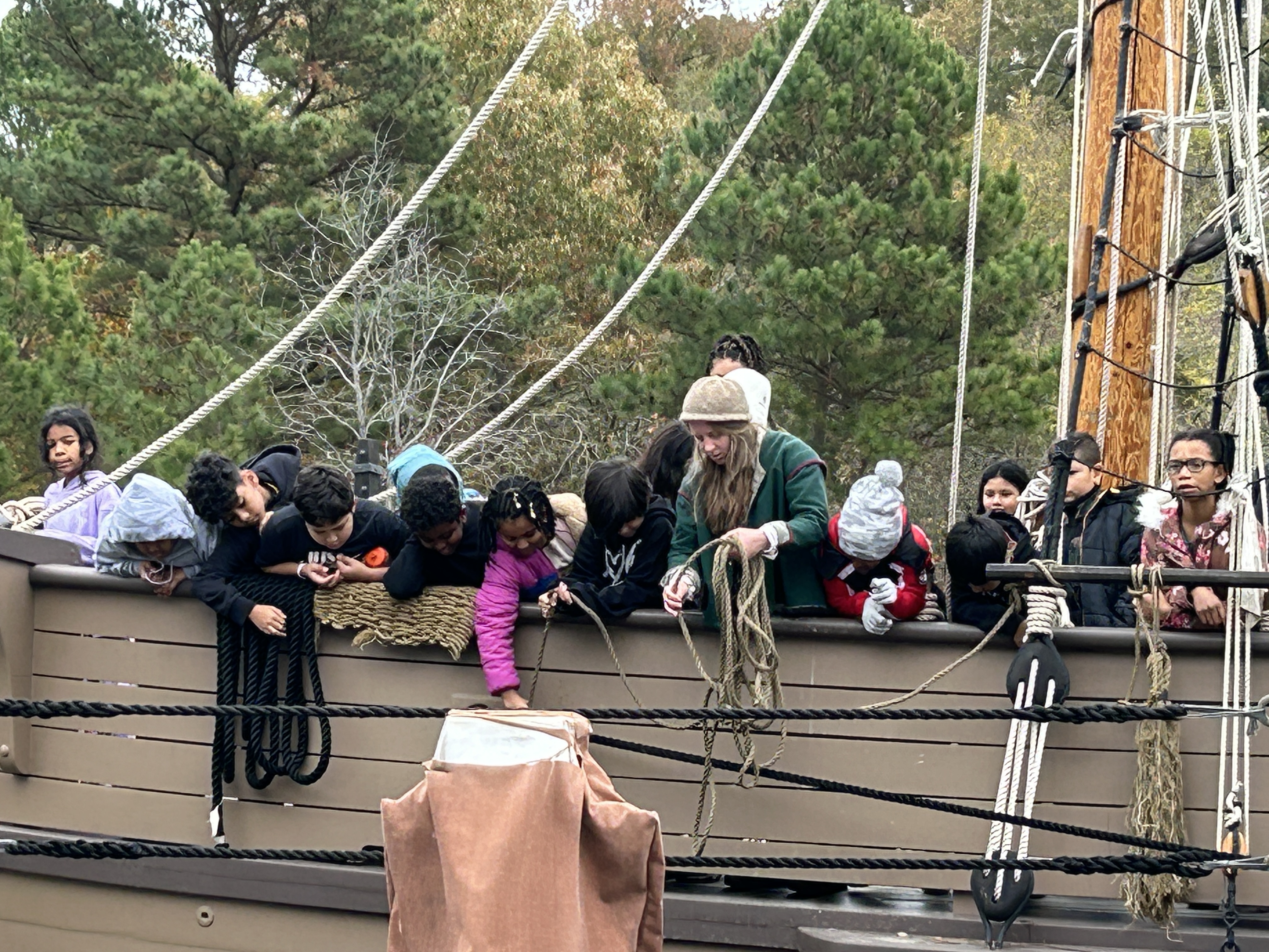 Students explore ship speed from the 1700s on Jamestown field trip.